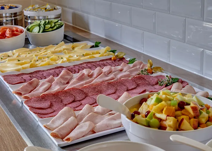 Express By Ihg מלון 3*