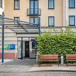 Hotel Express By Ihg 3*