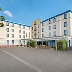 Express By Ihg Hotel 3*