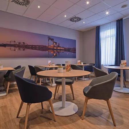 Express By Ihg 3*