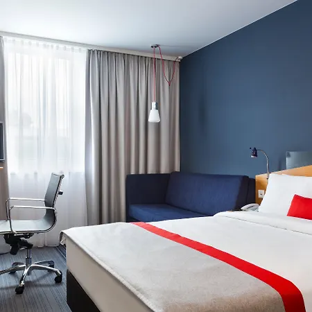 Express By Ihg 3*