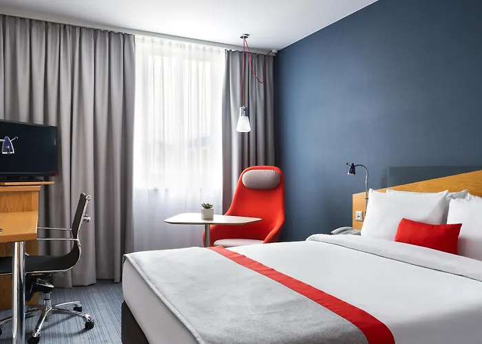 מלון Express By Ihg 3*