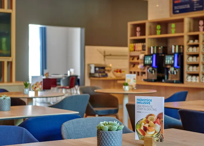 Express By Ihg מלון 3*